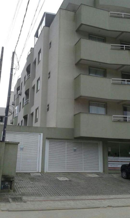 Apartamento Aluguel Temporada בומבינאס מראה חיצוני תמונה